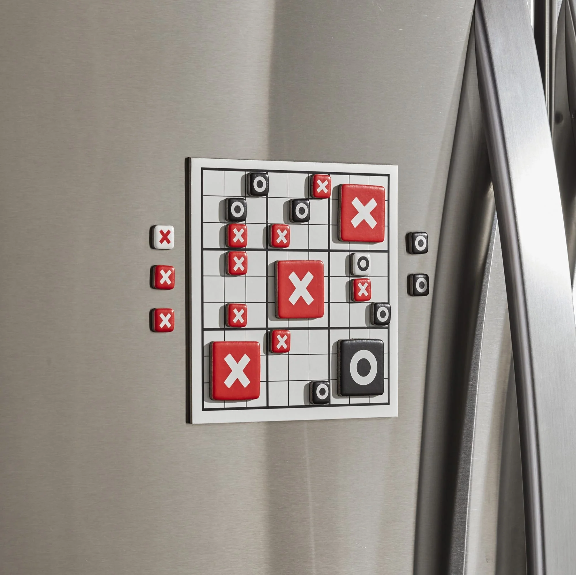 Tic Tac No Magnetic Fridge Game - Image 4